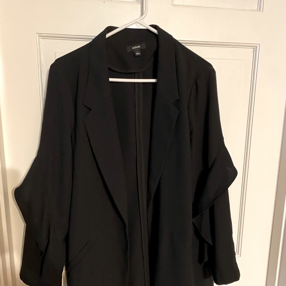 Alfa I Large black blazer